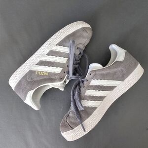 Adidas Gazelle Sneakers, Grey, Kids 13.5